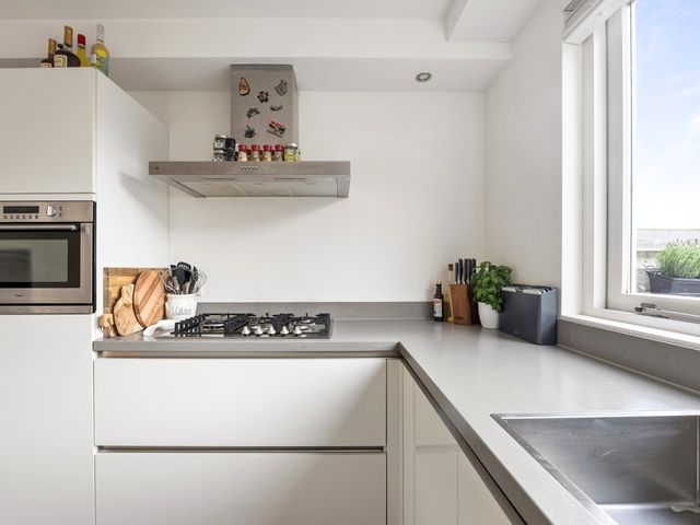 Doorzwin 4245, Julianadorp