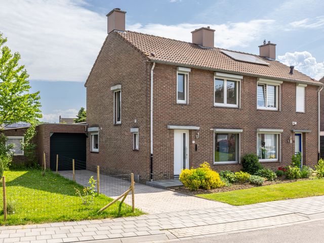Eynattenstraat 8, Landgraaf