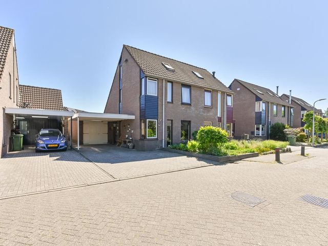 De Garve 9, Hoogeveen
