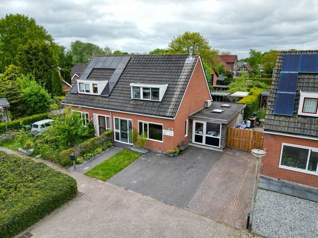 Skoallelân 7, Siegerswoude