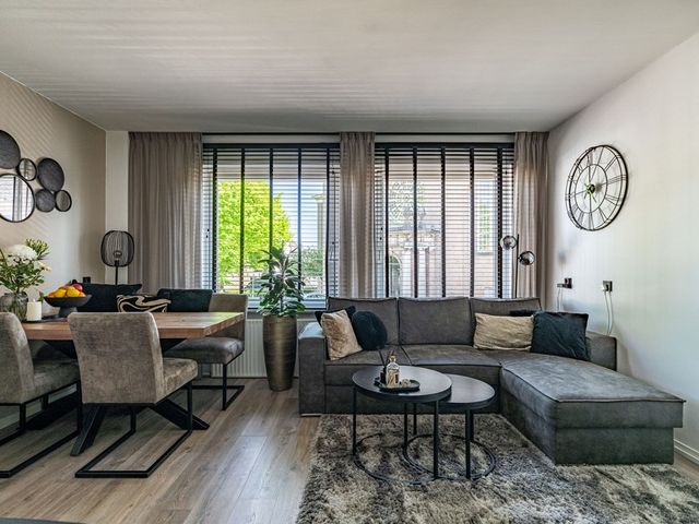 Delftsewallen 31, Zoetermeer
