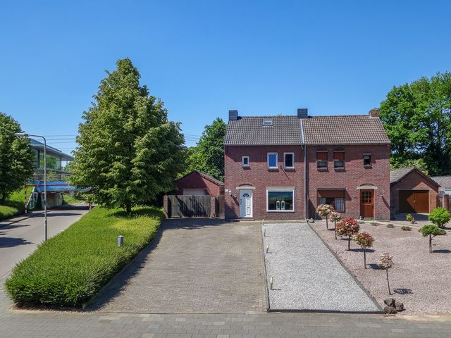 Jans Kamperweg 44, Sittard