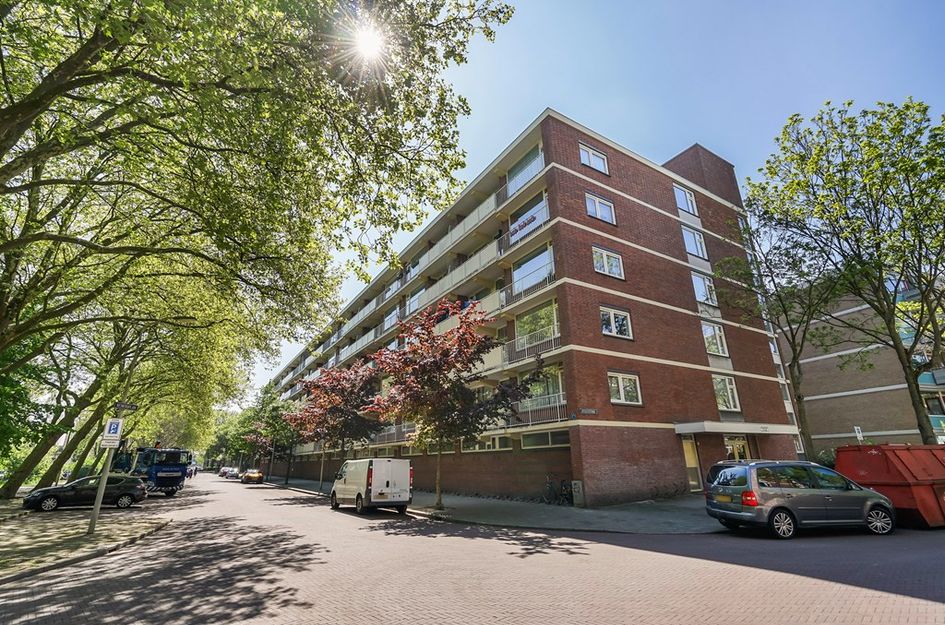 Uitgeeststraat 10