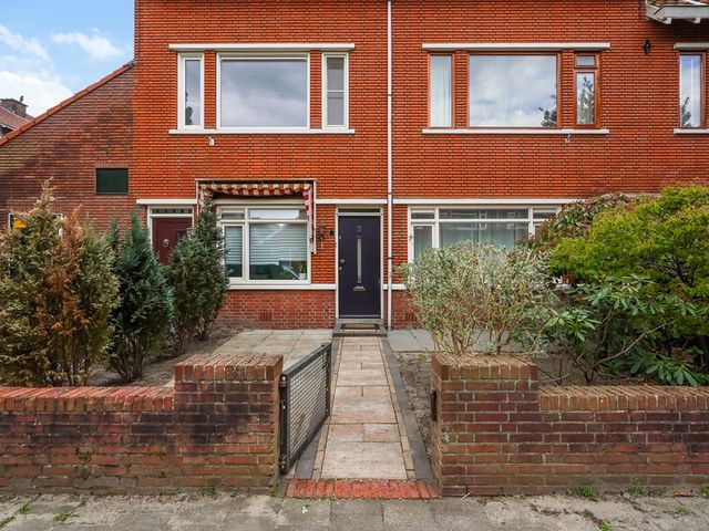 van der Palmstraat 5, Voorburg