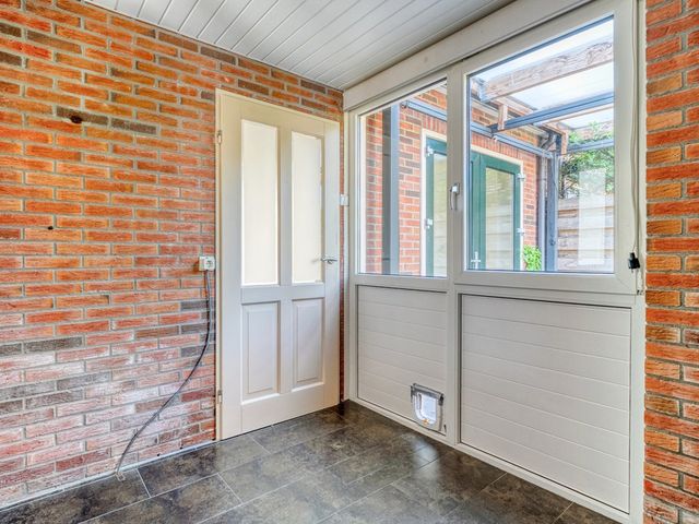 Het Roefje 15, Hoogeveen