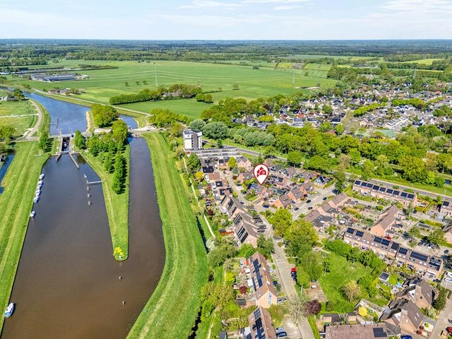Het Roefje 15, Hoogeveen