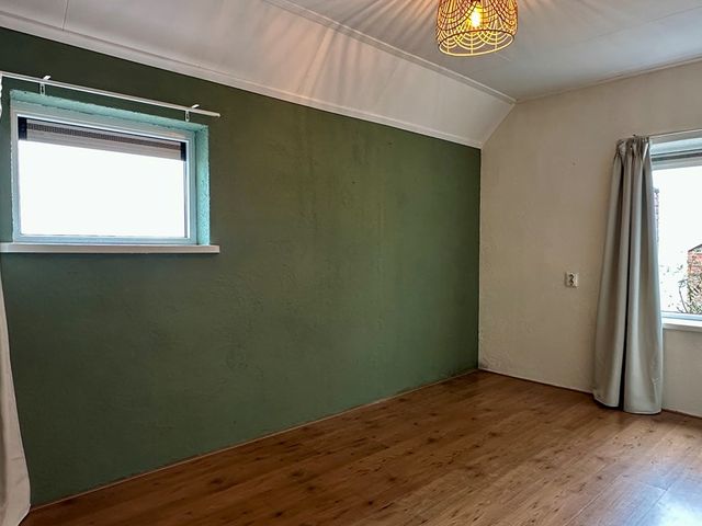 Holte 12, Onstwedde
