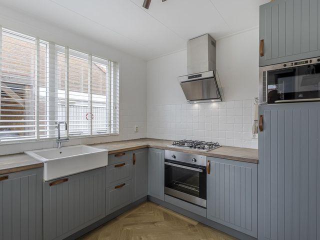 Kuyperstraat 1, Hardinxveld-Giessendam