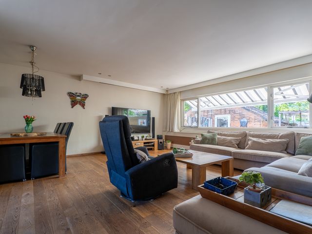 Reigerplein 8, Spijkenisse