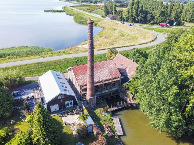 Zuiderdijk 7-9, Bovenkarspel