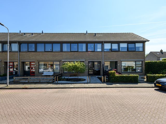 Lycklemastraat 49, Joure