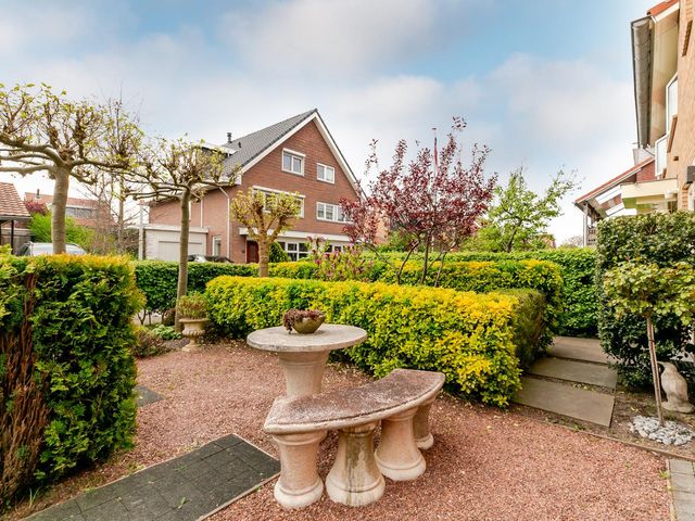 Moeraswederik 30, 's-Gravenhage