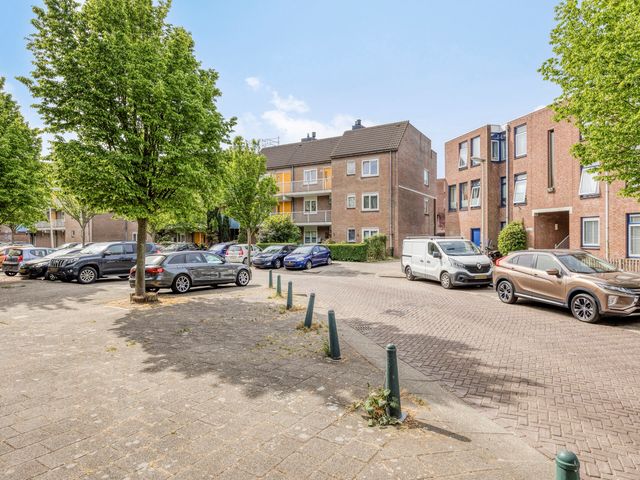Jan Bronnerstraat 98, 's-Gravenhage