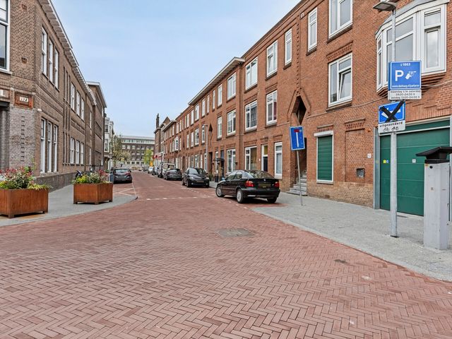 Gouwestraat 46, 's-Gravenhage