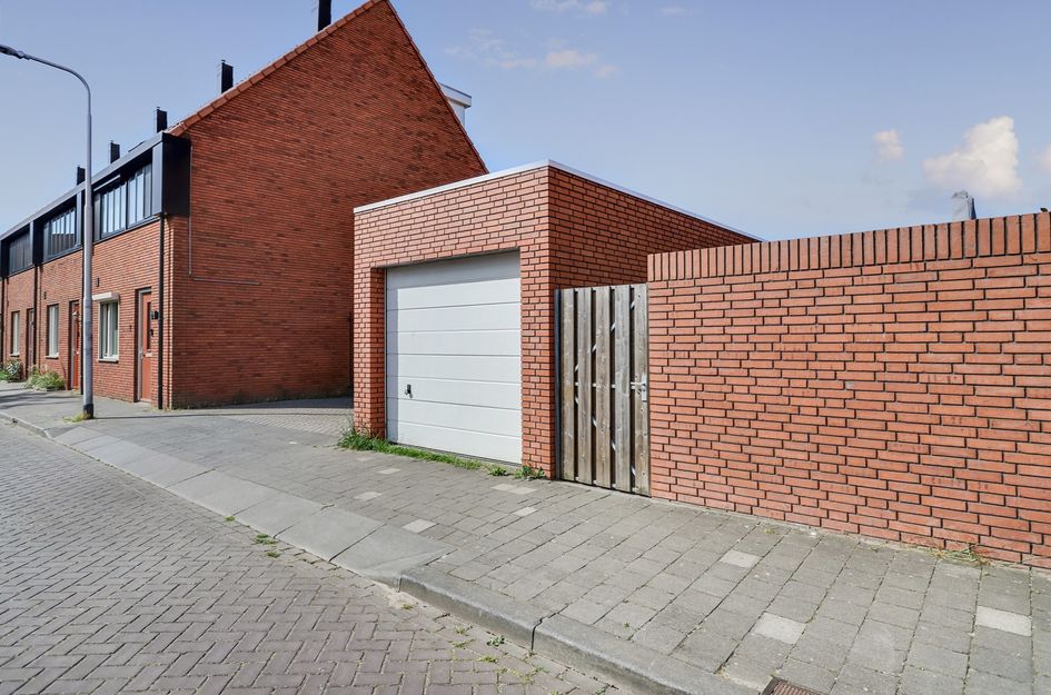 Bisschop Janssensstraat 18