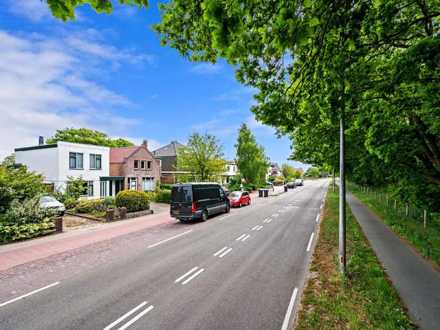 Haagweg 115, Monster