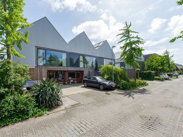 Ravelijn 18, Vijfhuizen