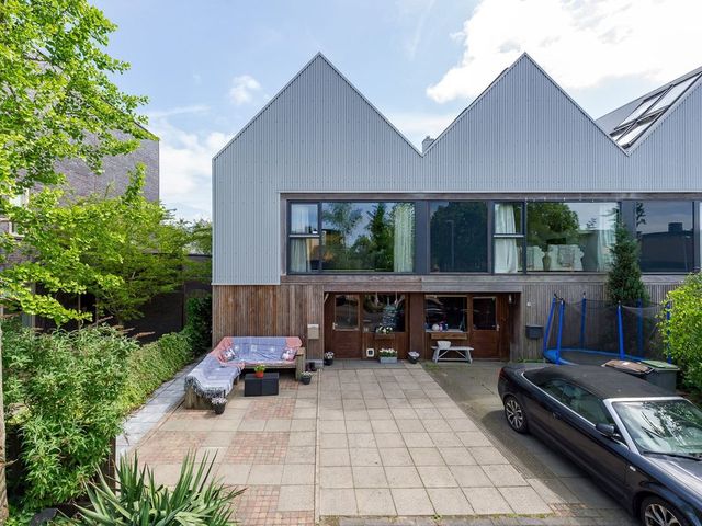 Ravelijn 18, Vijfhuizen