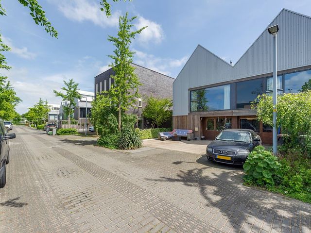 Ravelijn 18, Vijfhuizen
