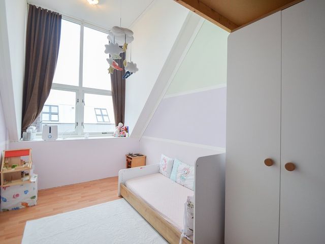 Ravelijn 18, Vijfhuizen