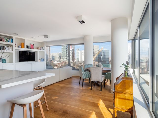Baan 48F, Rotterdam