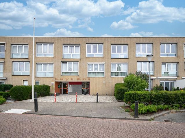 Regelhaalder 78, Warmenhuizen