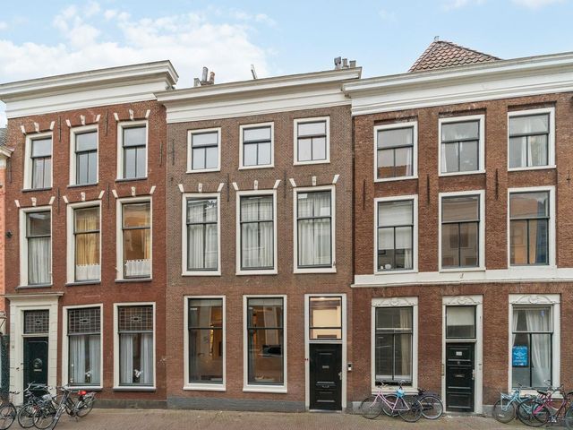 Hogewoerd 123C, Leiden