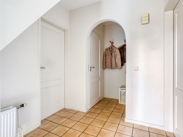 Klompenmaker 32, Oost West En Middelbeers