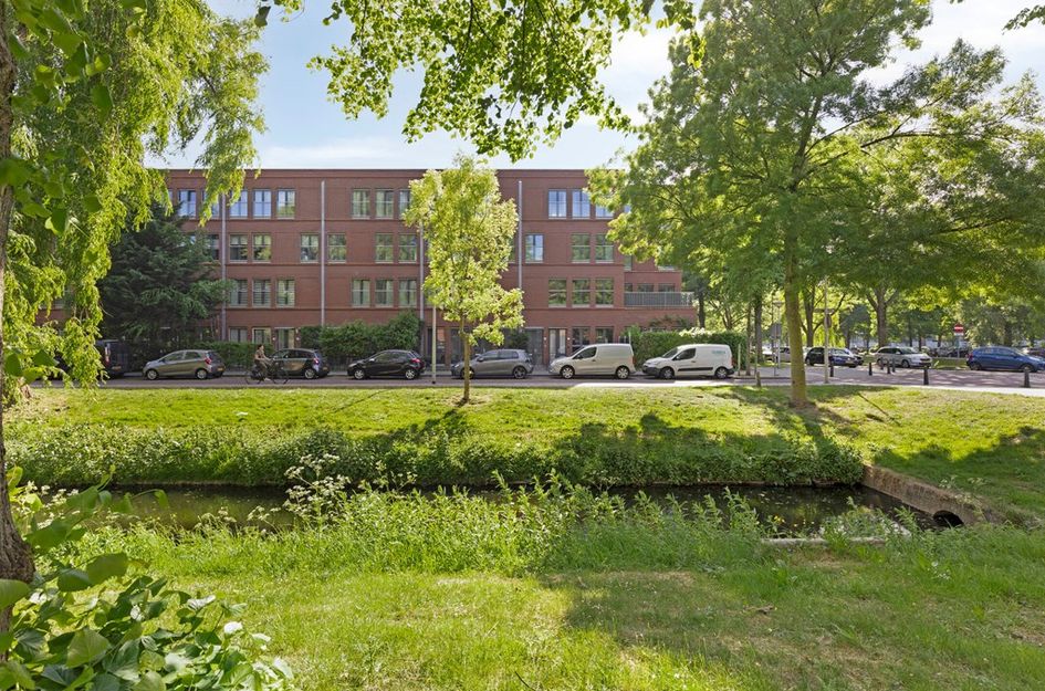 Hoogeveenlaan 3