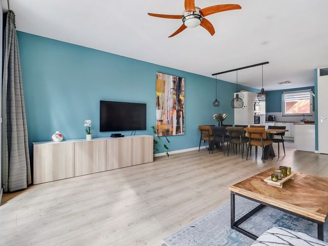 Bisschop Janssensstraat 18, Tilburg