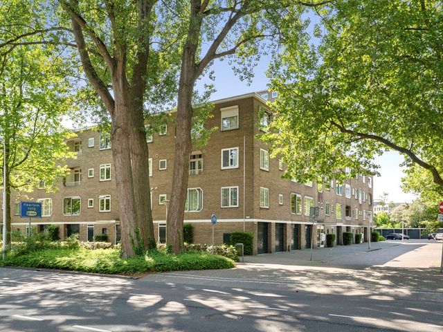 Meander 895, Amstelveen