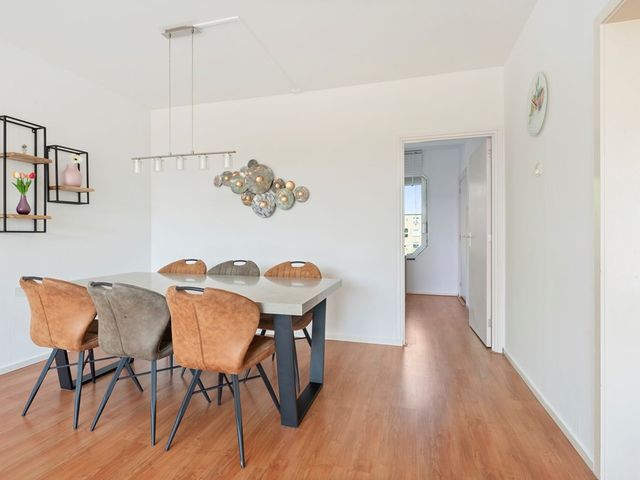 Meander 895, Amstelveen