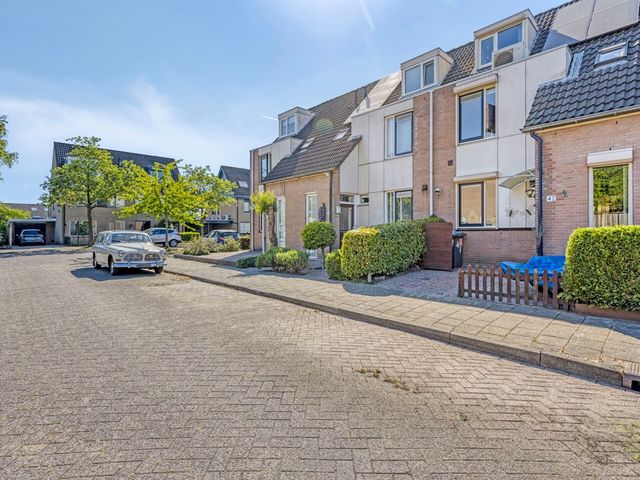 Larikshof 42, Papendrecht