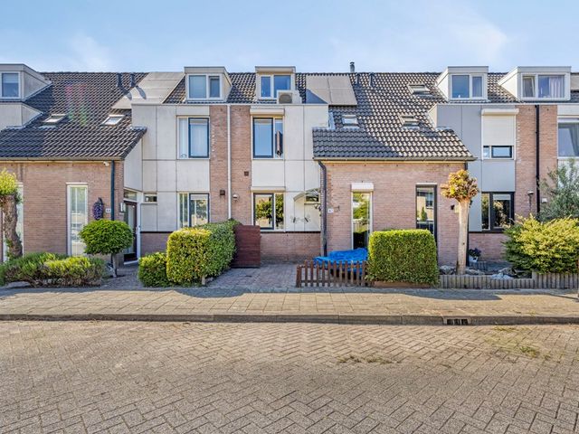 Larikshof 42, Papendrecht