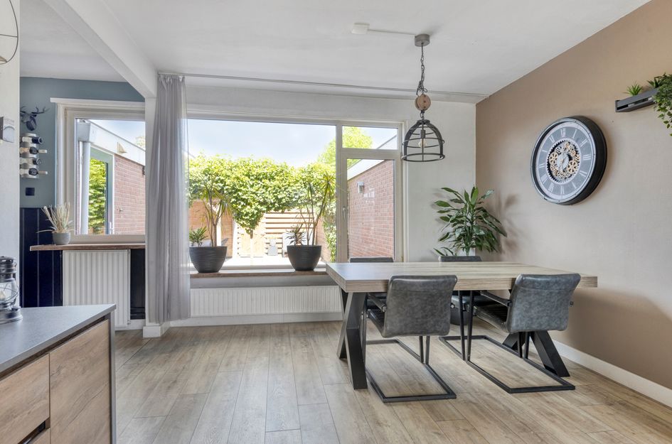 Prins Bernhardstraat 50