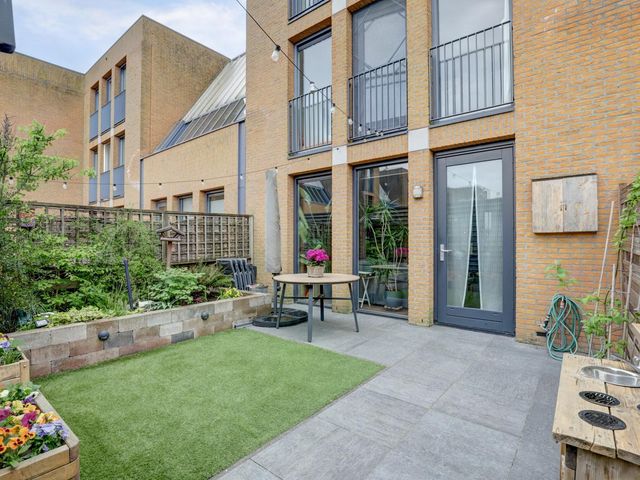 Parklaan 25, De Lier