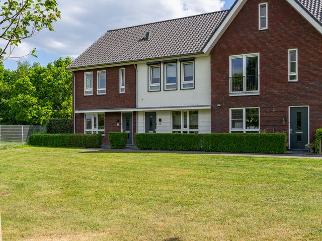 Elzendreef 46, Waspik