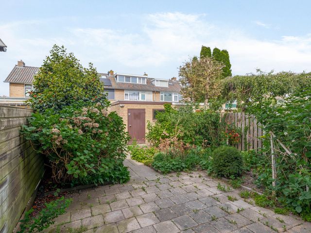 Van Maerlantstraat 14, Waddinxveen