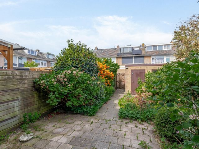Van Maerlantstraat 14, Waddinxveen
