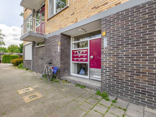 Justus van Effenlaan 10, Waddinxveen