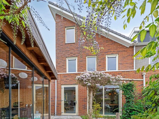 Parklaan 60, De Lier