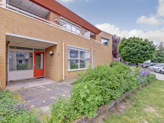 Apollostraat 17, Strijen