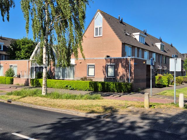 Staartmees 1, Uithoorn