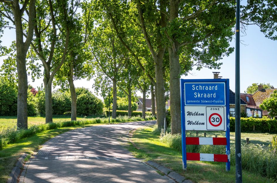 Dorpsstraat 18