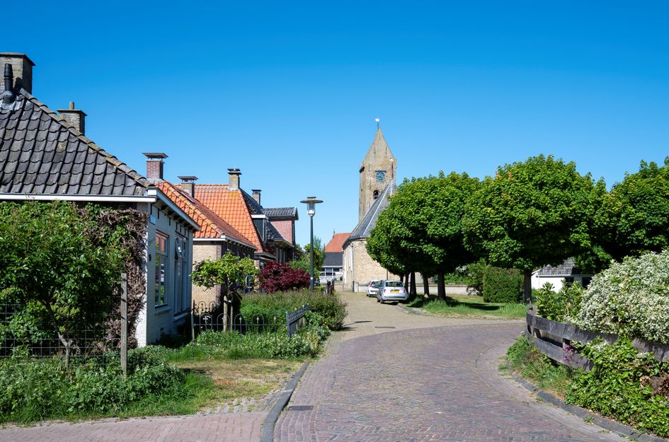 Dorpsstraat 18