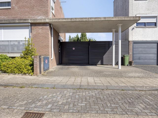 's-Herenelderenlaan 11A, Maastricht
