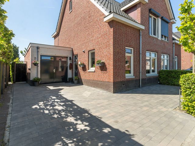 Prinses Margrietlaan 22, Oud-Alblas
