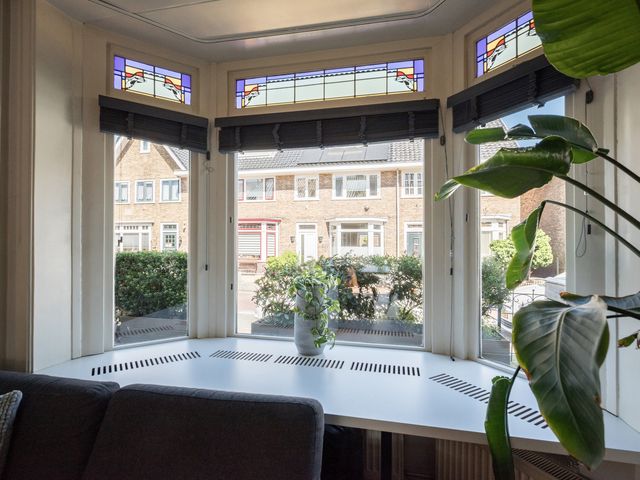 Strick van Linschotenstraat 4, Beverwijk