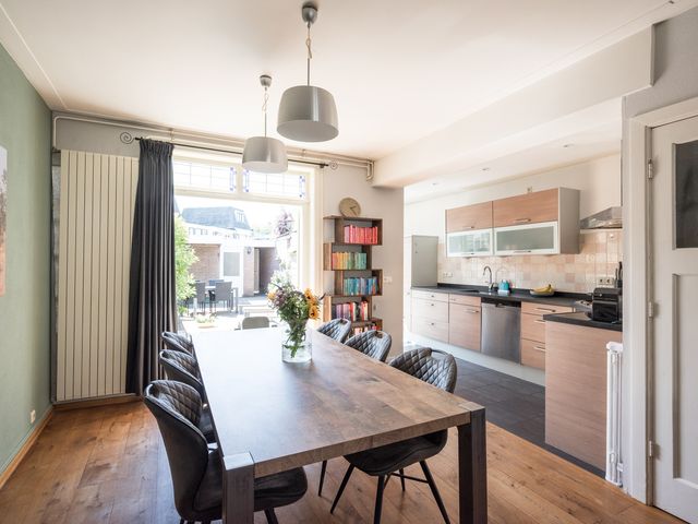 Strick van Linschotenstraat 4, Beverwijk