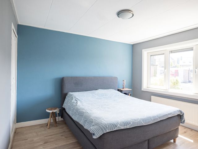 Strick van Linschotenstraat 4, Beverwijk